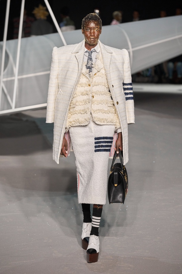 مجموعة Thom Browne تترجم رواية "الأمير الصغير" إلى عرض أزياء مبهر