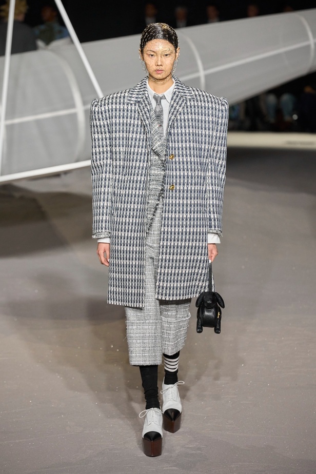مجموعة Thom Browne تترجم رواية "الأمير الصغير" إلى عرض أزياء مبهر