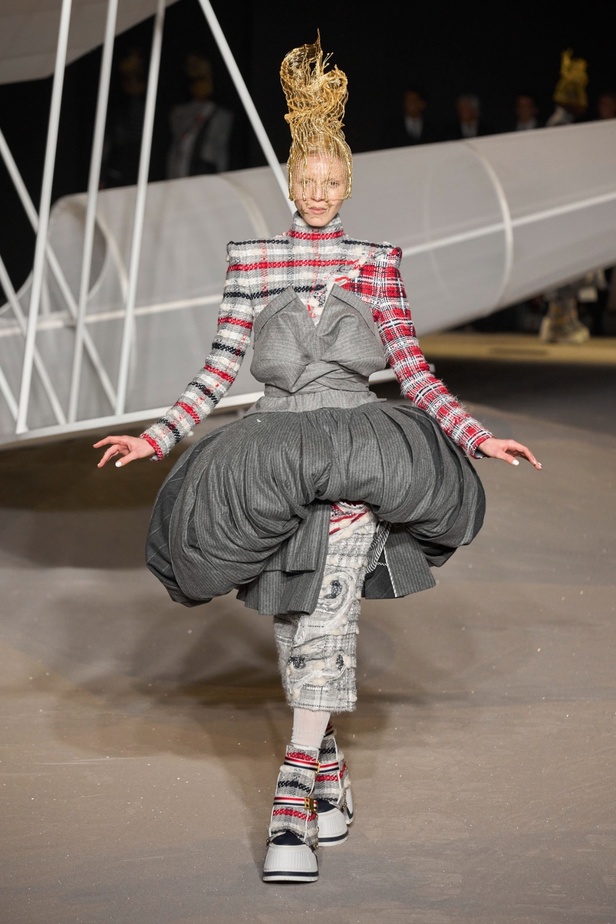 مجموعة Thom Browne تترجم رواية "الأمير الصغير" إلى عرض أزياء مبهر