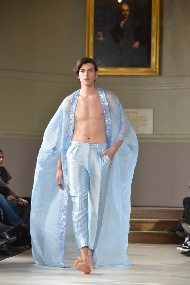 مجموعة المصممة هند زيدان في أسبوع الموضة الباريسي
