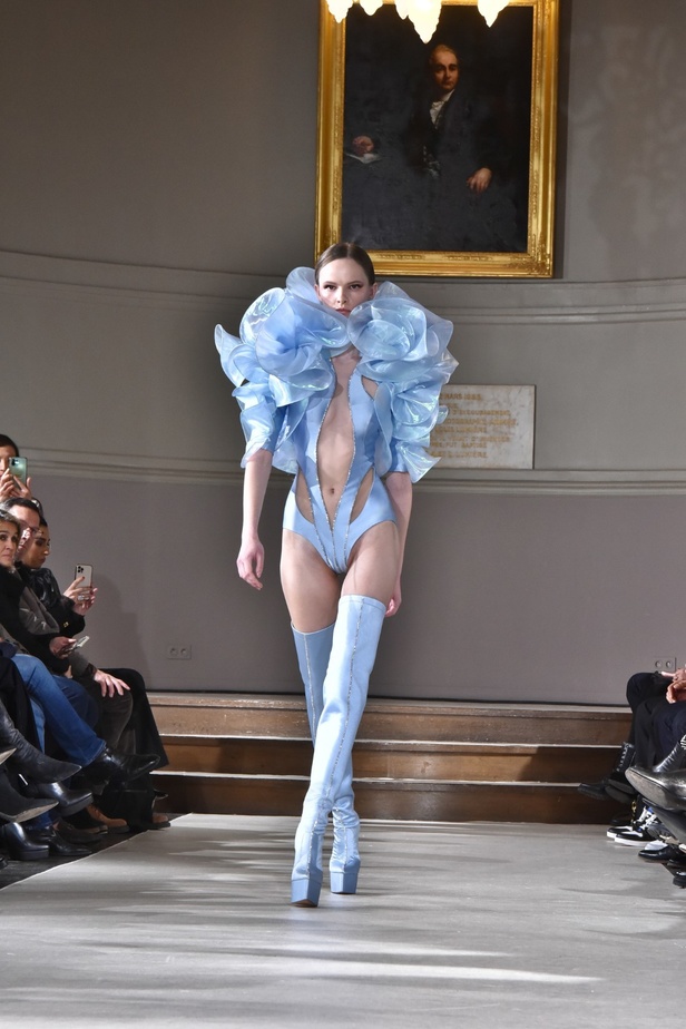 مجموعة المصممة هند زيدان في أسبوع الموضة الباريسي