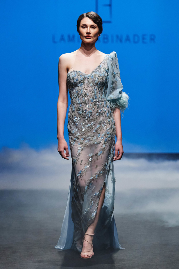 المصممة لميا أبي نادر للمرة الأولى في أسبوع دبي للموضة