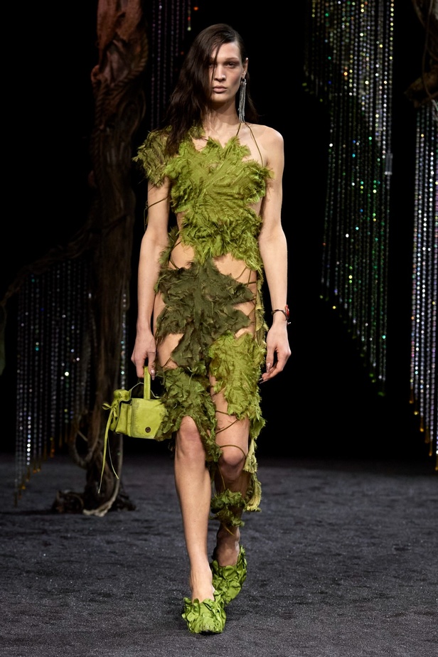 مجموعة Acne لخريف وشتاء 2023-2024 مستوحاة من قلب الطبيعة