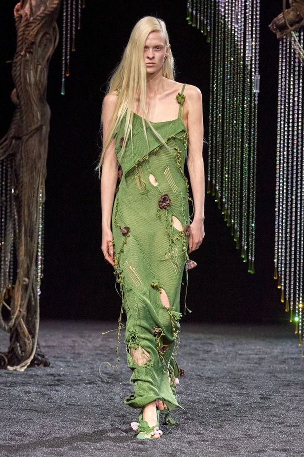 مجموعة Acne لخريف وشتاء 2023-2024 مستوحاة من قلب الطبيعة