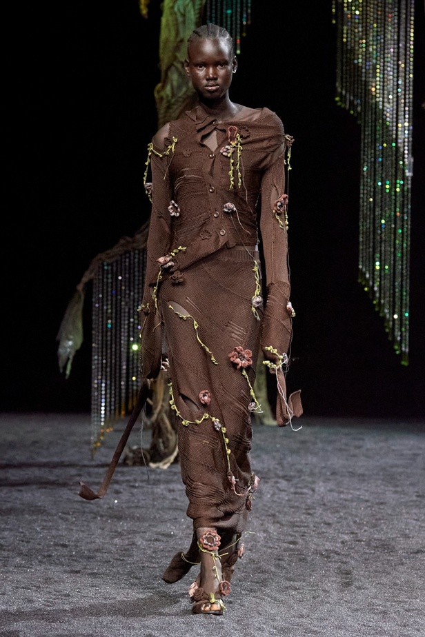 مجموعة Acne لخريف وشتاء 2023-2024 مستوحاة من قلب الطبيعة