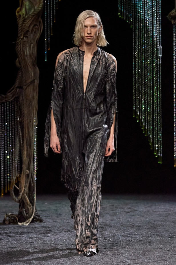 مجموعة Acne لخريف وشتاء 2023-2024 مستوحاة من قلب الطبيعة