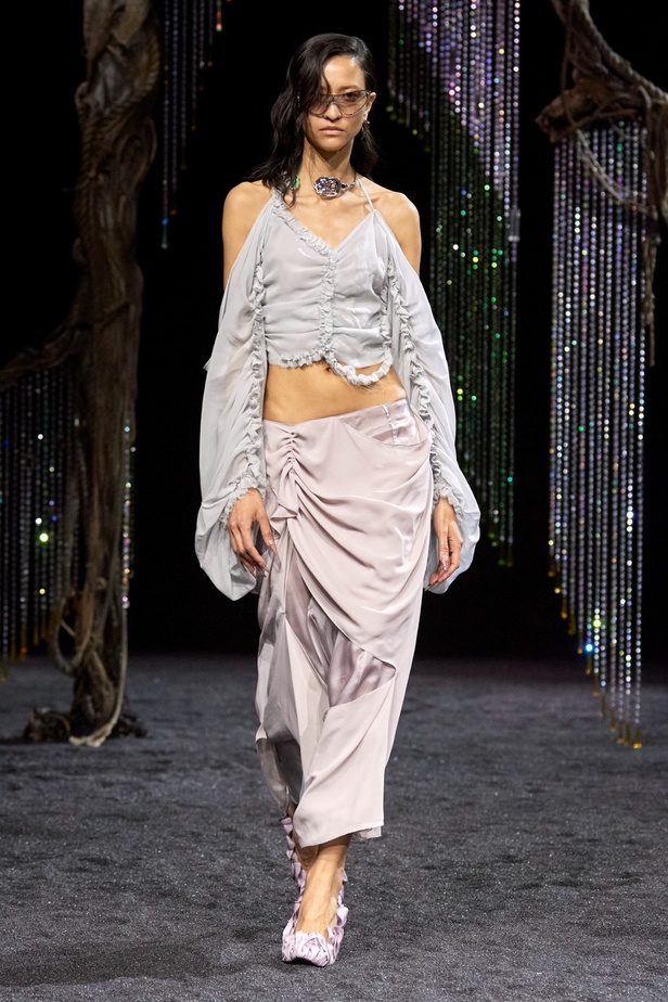 مجموعة Acne لخريف وشتاء 2023-2024 مستوحاة من قلب الطبيعة