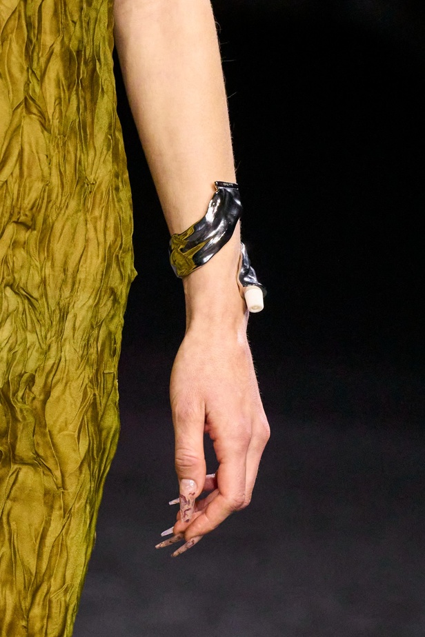 مجموعة Acne لخريف وشتاء 2023-2024 مستوحاة من قلب الطبيعة