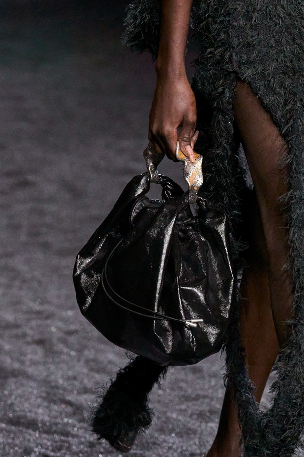 مجموعة Acne لخريف وشتاء 2023-2024 مستوحاة من قلب الطبيعة