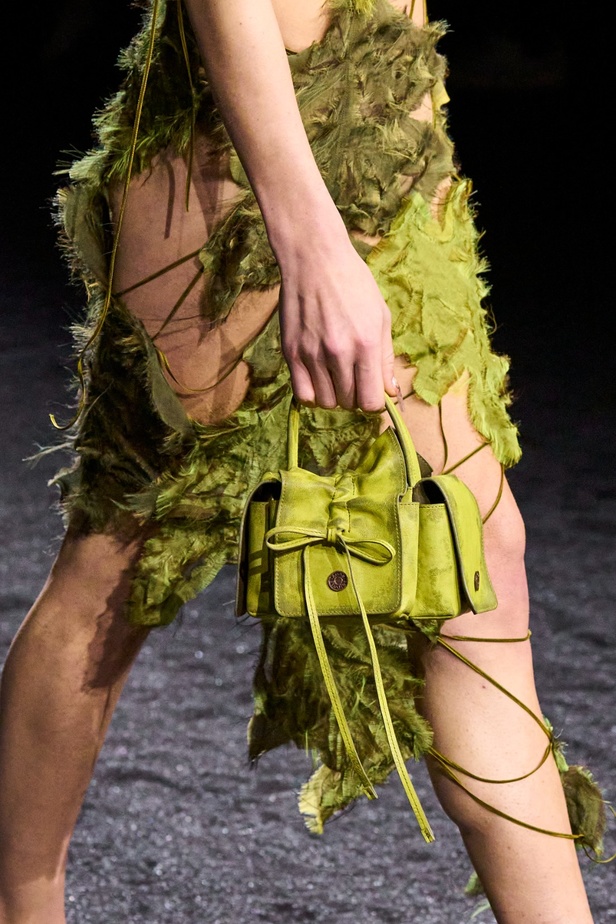 مجموعة Acne لخريف وشتاء 2023-2024 مستوحاة من قلب الطبيعة