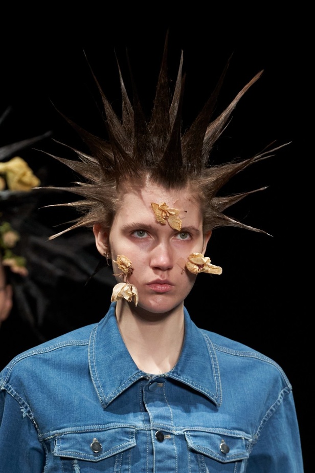 اطلالات جمالية من مجموعة Act N.1 لخريف وشتاء 2023-2024