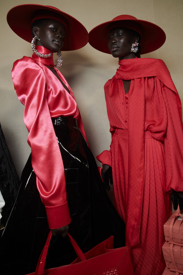 مجموعة بالمان لخريف 2023 تعيد أمجاد حقبة الخمسينات بأرقى الطرق 