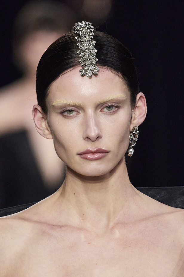 مجموعة بالمان لخريف 2023 تعيد أمجاد حقبة الخمسينات بأرقى الطرق 