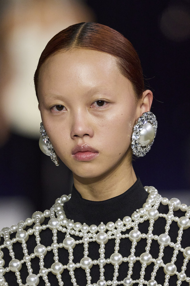 مجموعة بالمان لخريف 2023 تعيد أمجاد حقبة الخمسينات بأرقى الطرق 