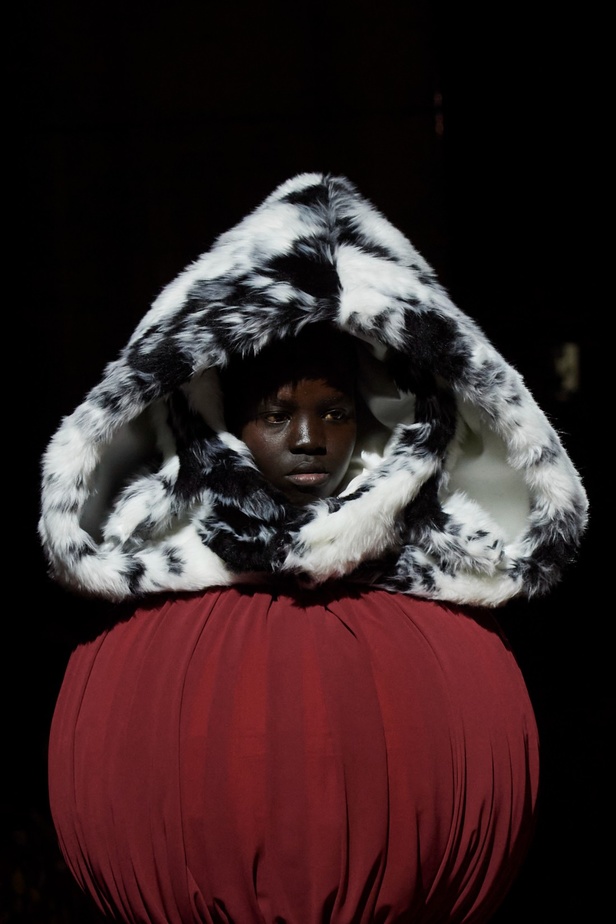 مجموعة Comme des Garçons لخريف وشتاء 2023-2024