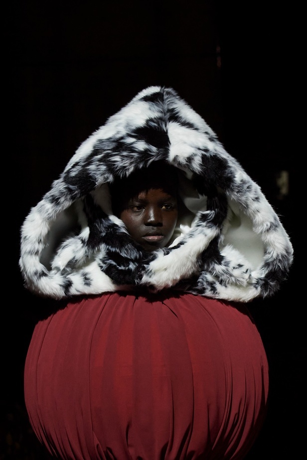 مجموعة Comme des Garçons لخريف وشتاء 2023-2024