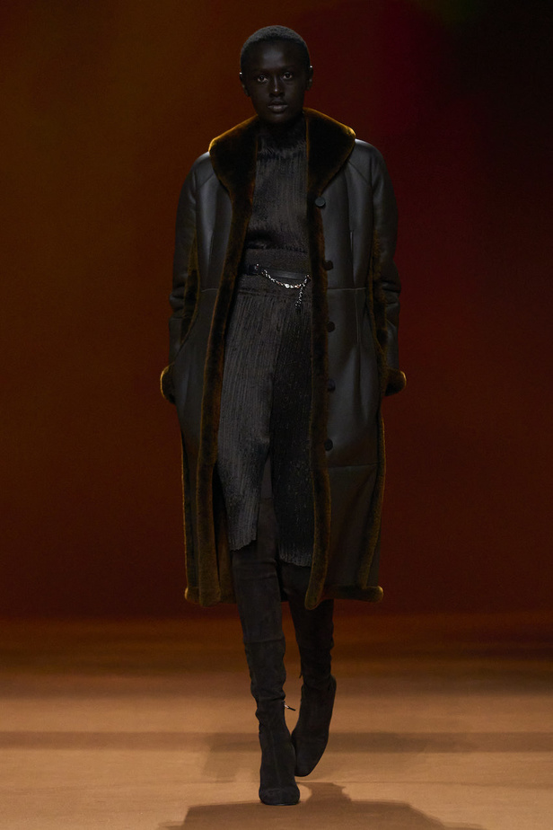 من مجموعة هرمس لموسم خريف وشتاء 2023-2024