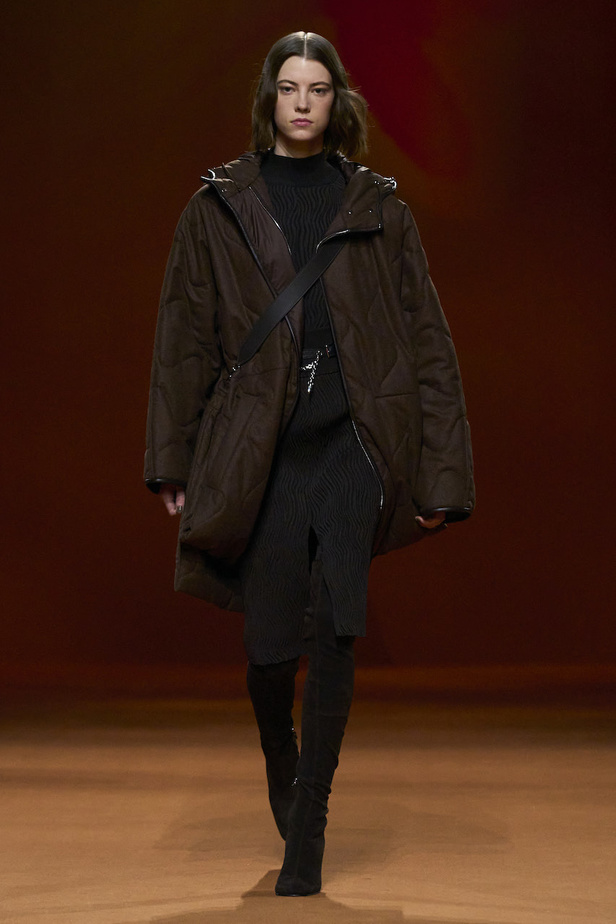 من مجموعة هرمس لموسم خريف وشتاء 2023-2024