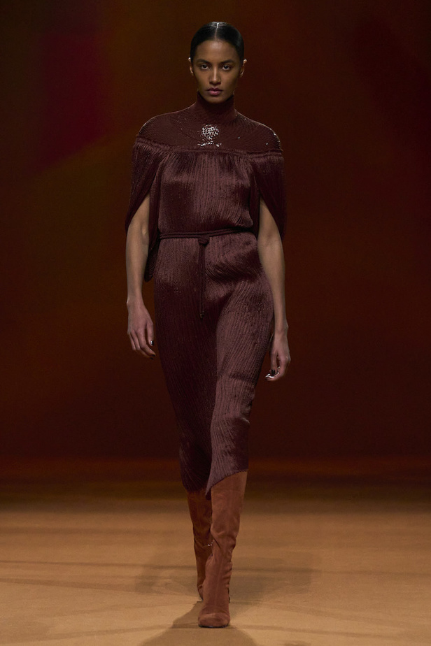 من مجموعة هرمس لموسم خريف وشتاء 2023-2024