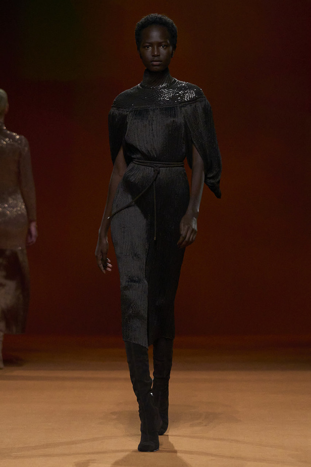 من مجموعة هرمس لموسم خريف وشتاء 2023-2024