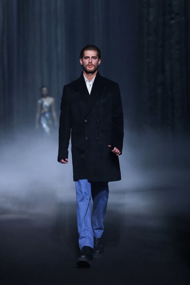 تباين الليل والنهار في مجموعة جورج حبيقة لخريف وشتاء 2023-2024 