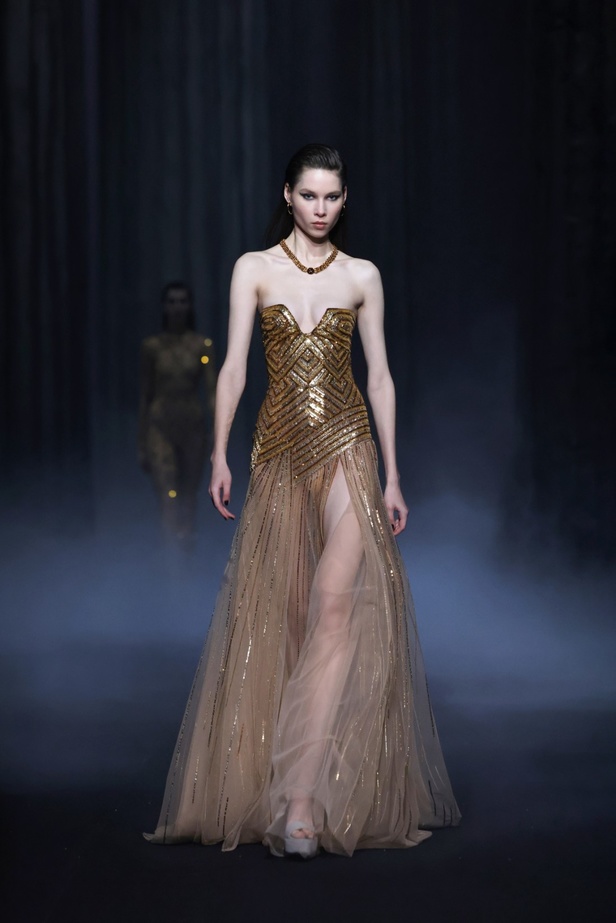 تباين الليل والنهار في مجموعة جورج حبيقة لخريف وشتاء 2023-2024 