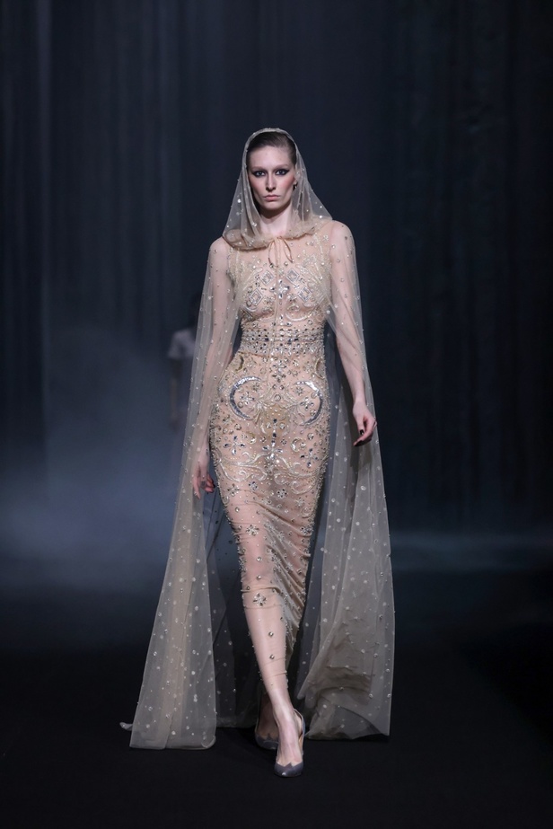 تباين الليل والنهار في مجموعة جورج حبيقة لخريف وشتاء 2023-2024 