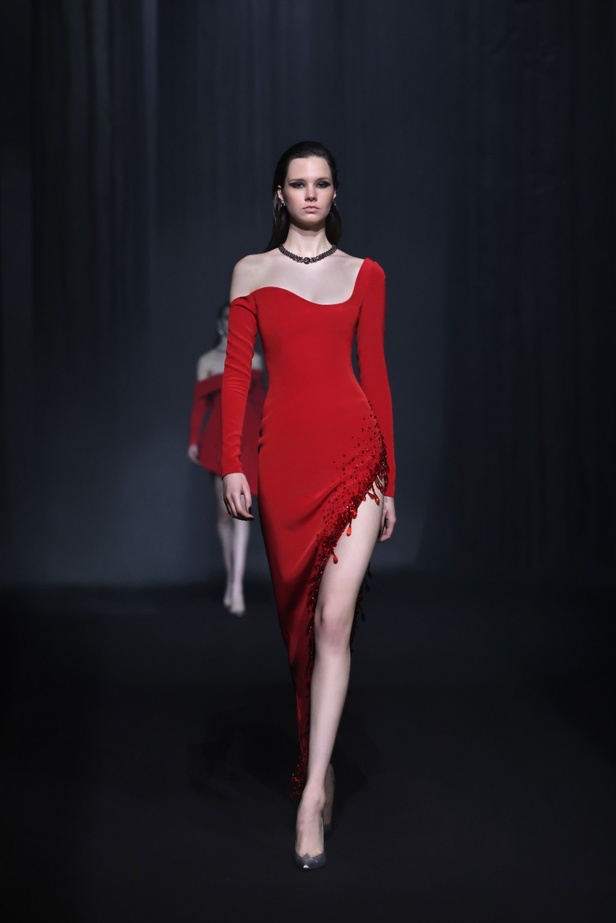 تباين الليل والنهار في مجموعة جورج حبيقة لخريف وشتاء 2023-2024 