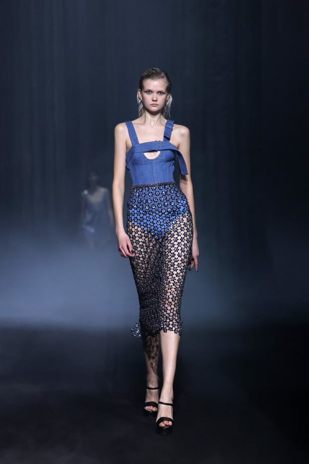 تباين الليل والنهار في مجموعة جورج حبيقة لخريف وشتاء 2023-2024 