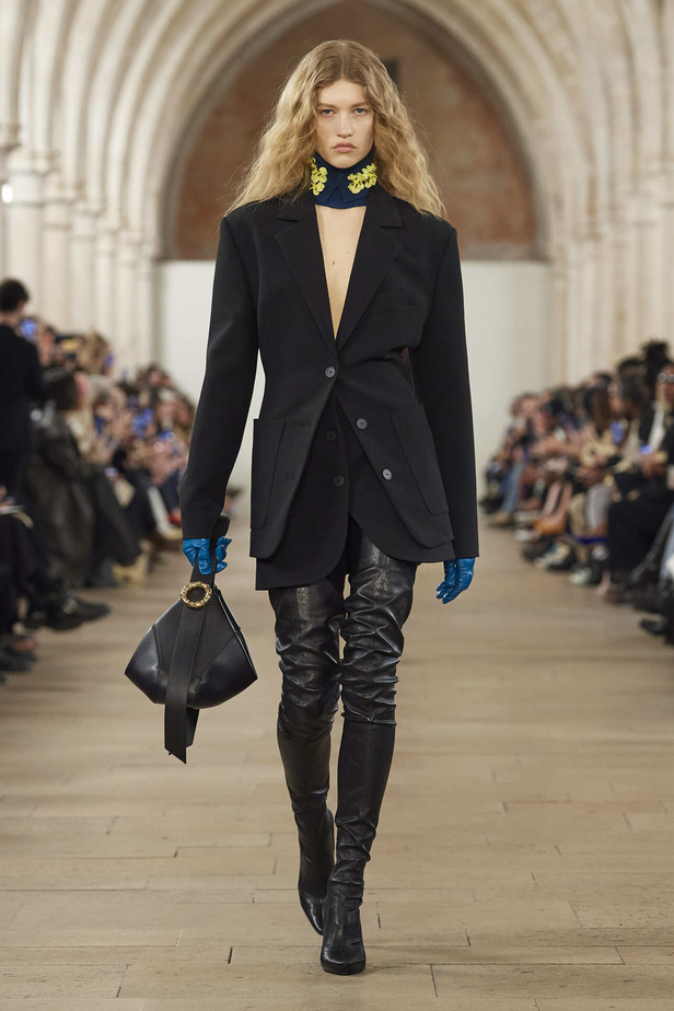 مجموعة Lanvin لموسم خريف وشتاء 2024 في باريس