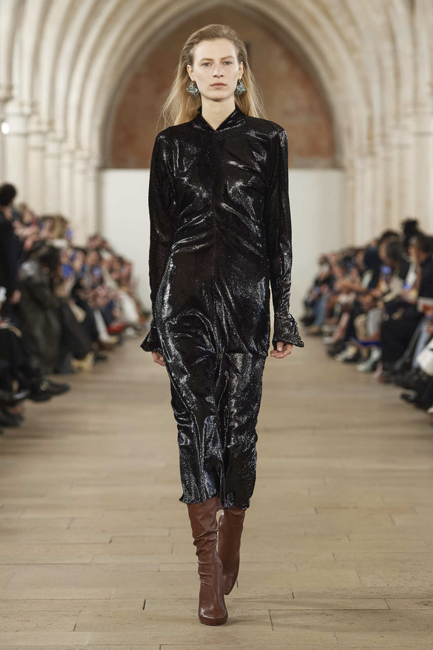 مجموعة Lanvin لموسم خريف وشتاء 2024 في باريس