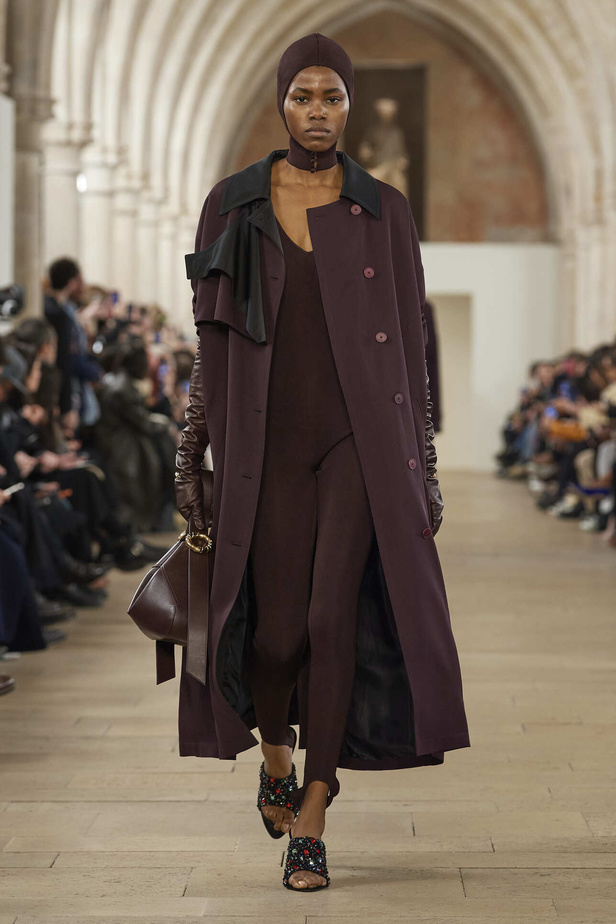 مجموعة Lanvin لموسم خريف وشتاء 2024 في باريس