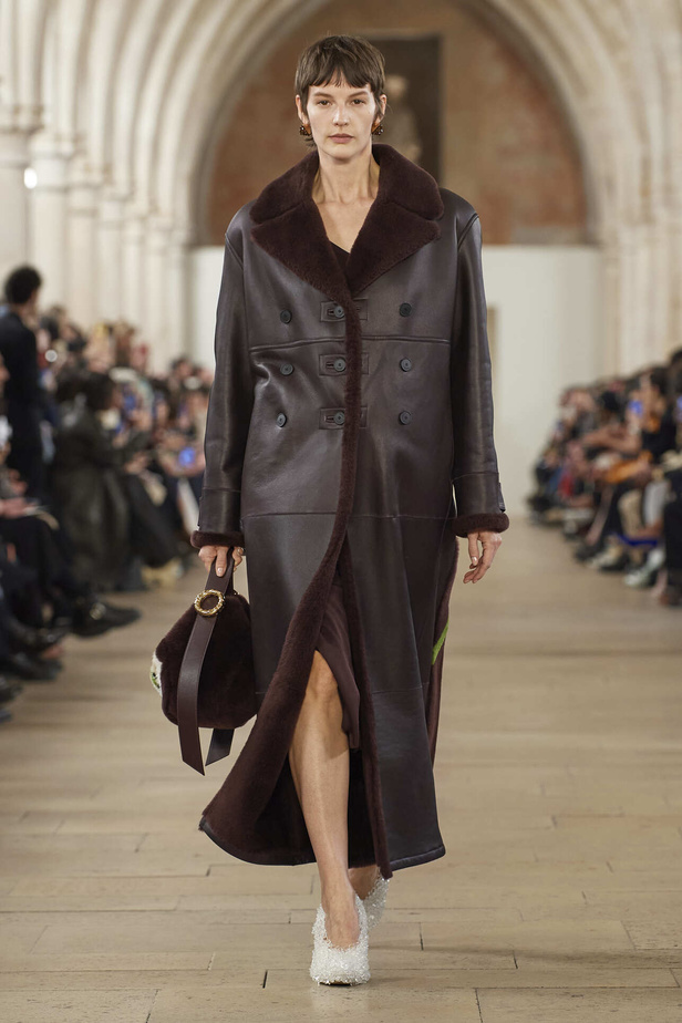 مجموعة Lanvin لموسم خريف وشتاء 2024 في باريس