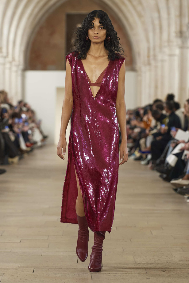 مجموعة Lanvin لموسم خريف وشتاء 2024 في باريس