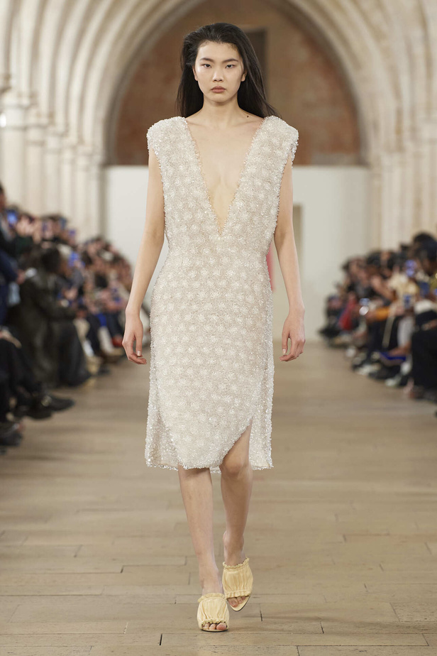 مجموعة Lanvin لموسم خريف وشتاء 2024 في باريس