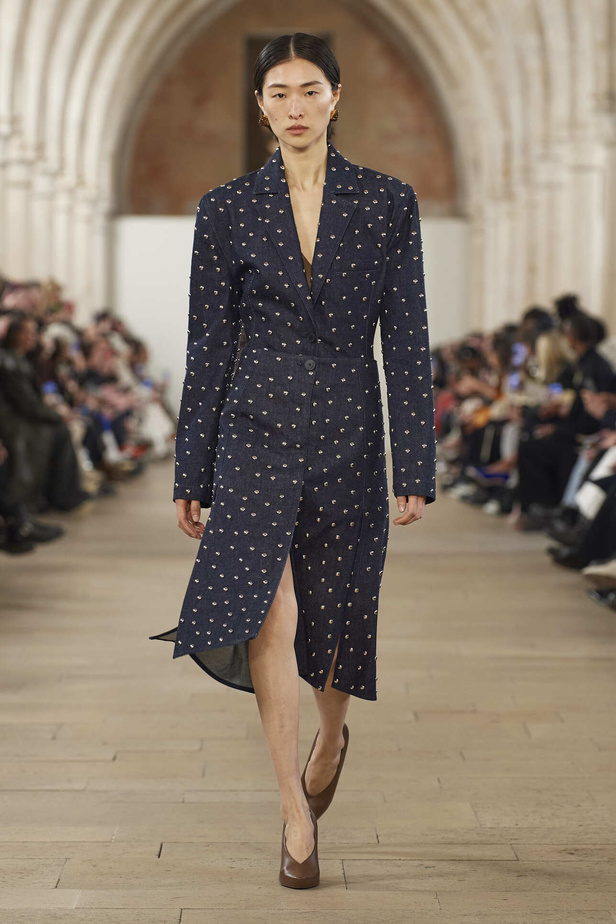 مجموعة Lanvin لموسم خريف وشتاء 2024 في باريس