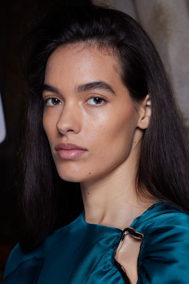 اطلالات جمالية من مجموعة Lanvin لموسم خريف وشتاء 2024