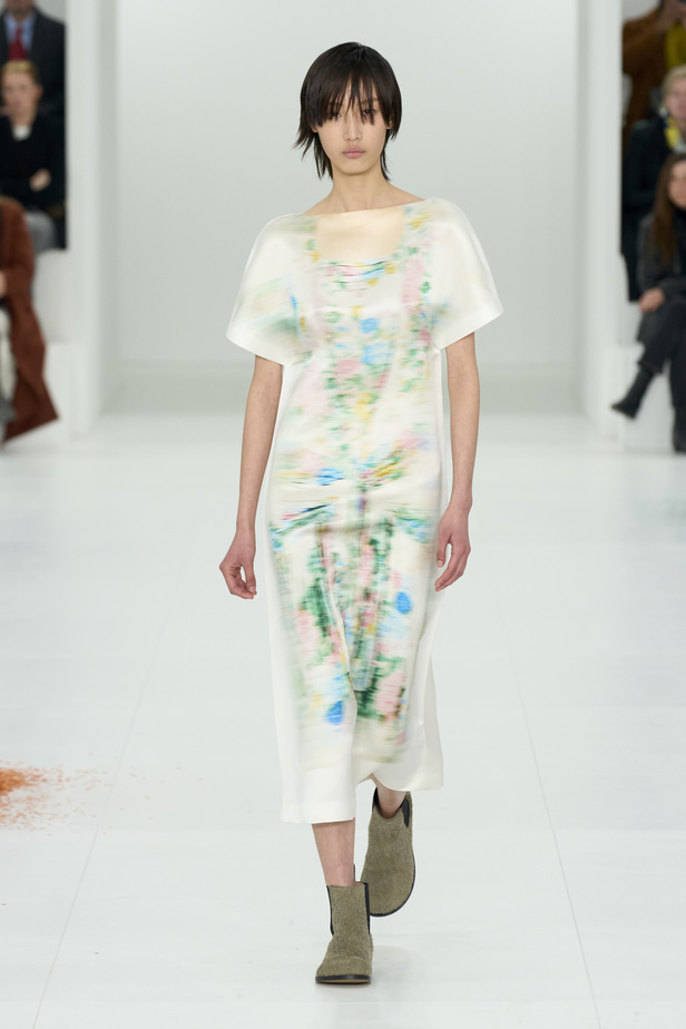 مجموعة Loewe لموسم خريف وشتاء 2023 