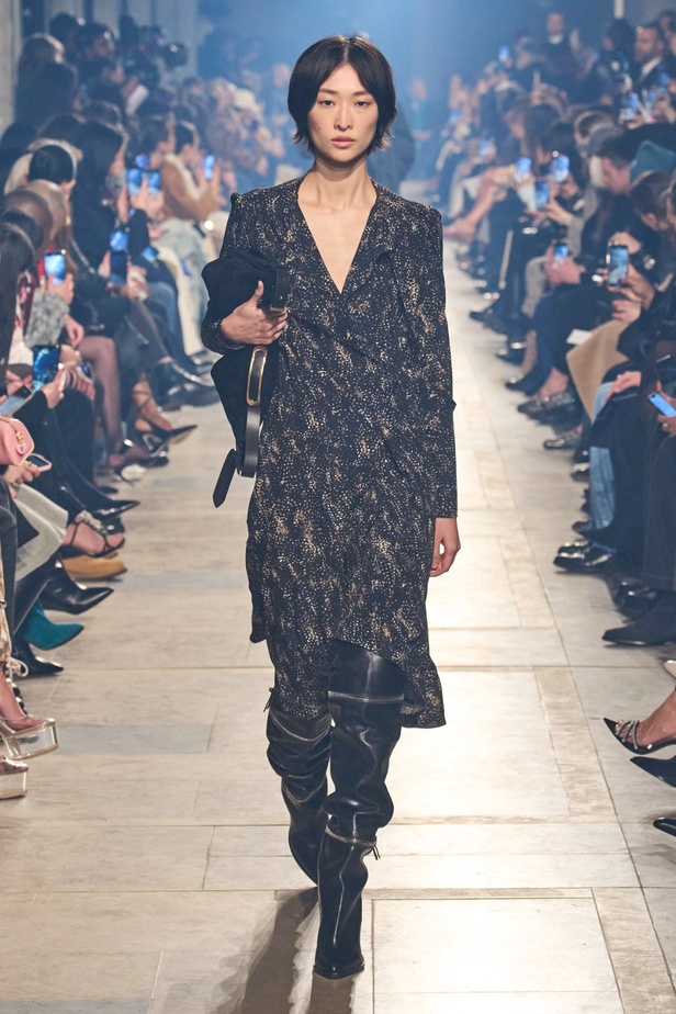 مجموعة Isabel Marant لخريف وشتاء 2023-2024