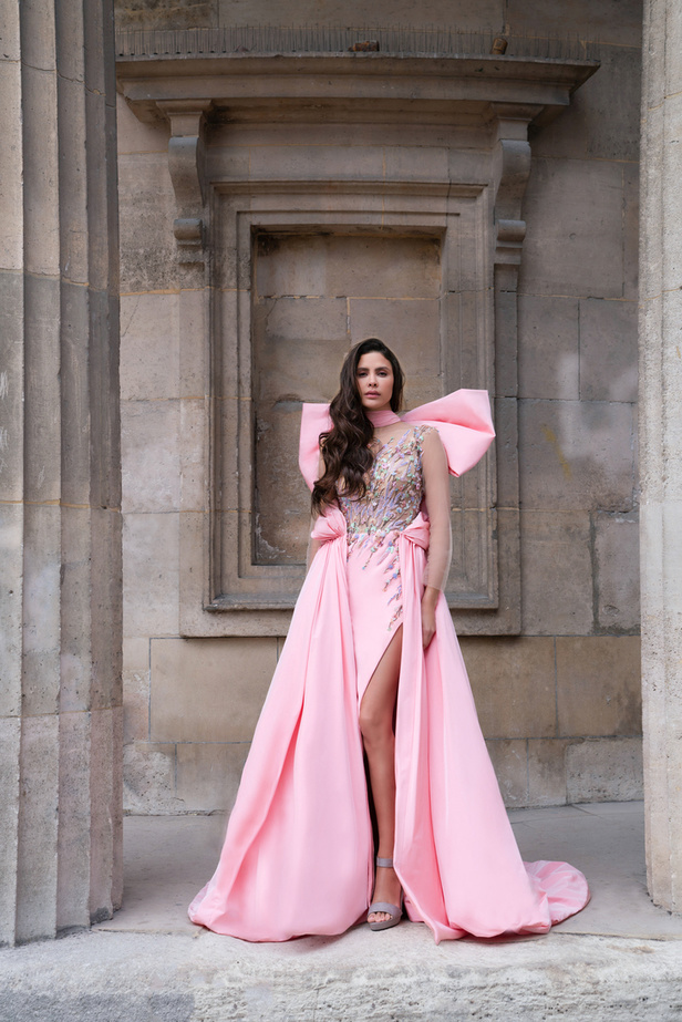 فساتين MARWAN أسلوب راقي وتفاصيل عصرية بكثير من الجاذبية