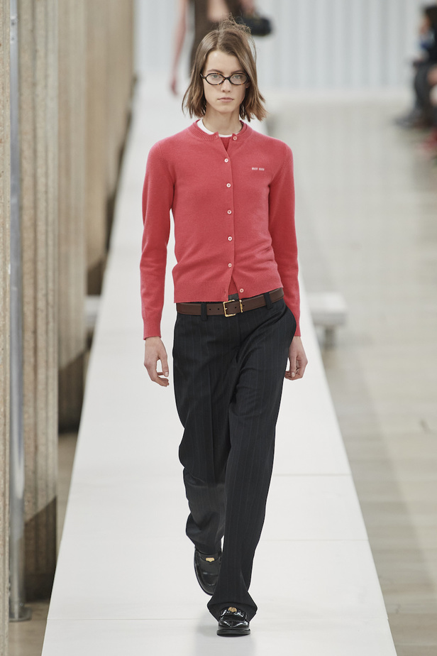 من مجموعة ميو ميو لموسم خريف وشتاء 2023-2024