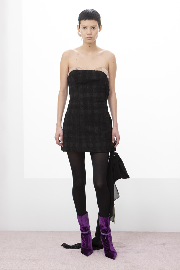 مجموعة Rochas لخريف وشتاء 2024 في باريس