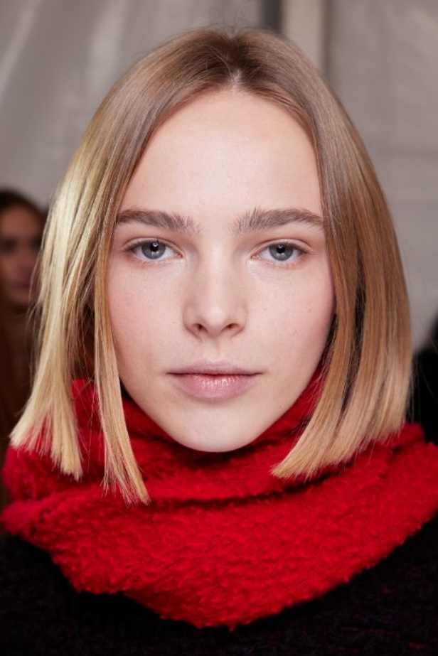 عرض أزياء مجموعة Stella Mccartney لشتاء 2024 تحيي موضة التصاميم الفضفاضة