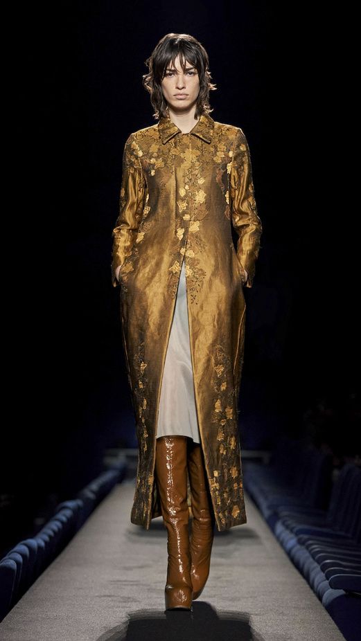 مجموعة Dries Van Noten لموسم خريف وشتاء 2023-2024