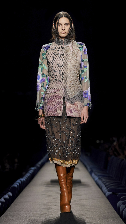 مجموعة Dries Van Noten لموسم خريف وشتاء 2023-2024
