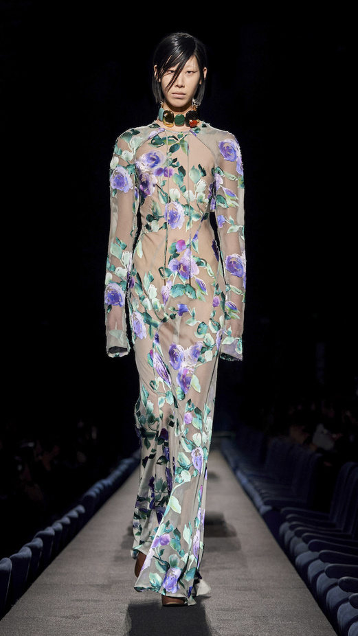 مجموعة Dries Van Noten لموسم خريف وشتاء 2023-2024
