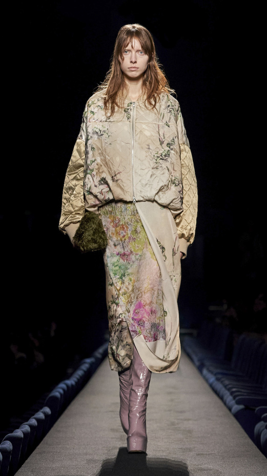 مجموعة Dries Van Noten لموسم خريف وشتاء 2023-2024