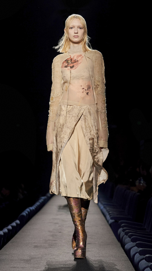 مجموعة Dries Van Noten لموسم خريف وشتاء 2023-2024