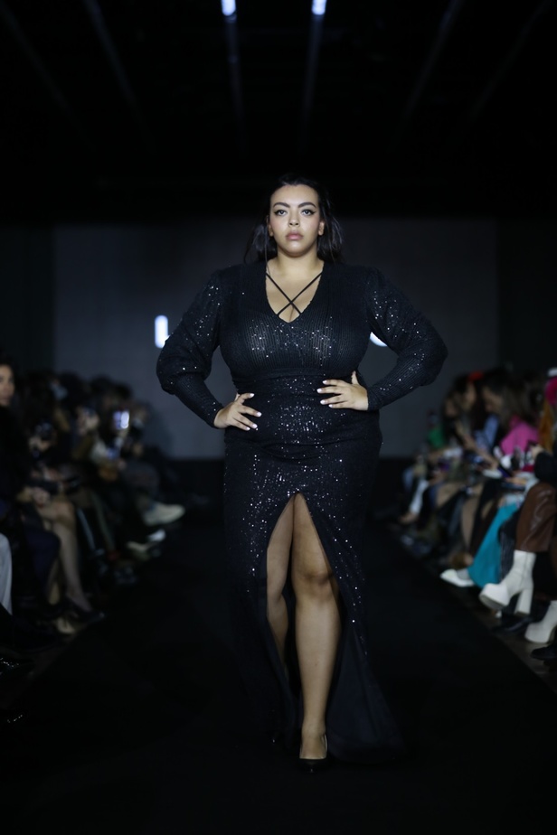 Lili Blanc استهلت خطوتها العالمية بعرض مجموعة Flamme Femme في باريس