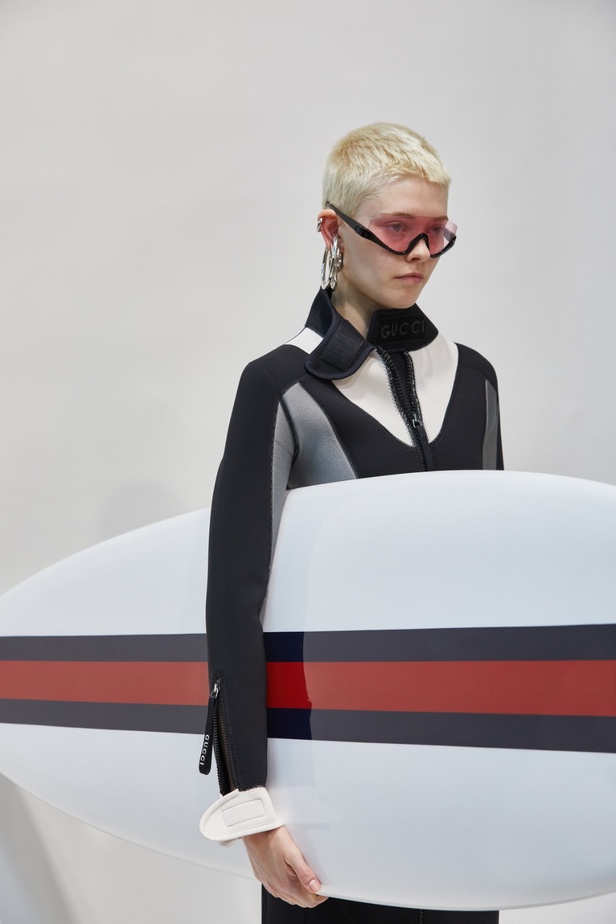 مجموعة Gucci Cruise 2024 تأخذنا إلى سيول في رحلة تجمع بين الأناقة والتراث 